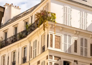 Régime de faveur en droits d’enregistrement de l’achat-revente, demande de régularisation spontanée avant le terme de l’engagement, application d’une sanction de 40 % pour manquement délibéré